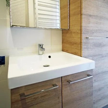 Le Quai Enchante 2*, Close To The City Center Apartman